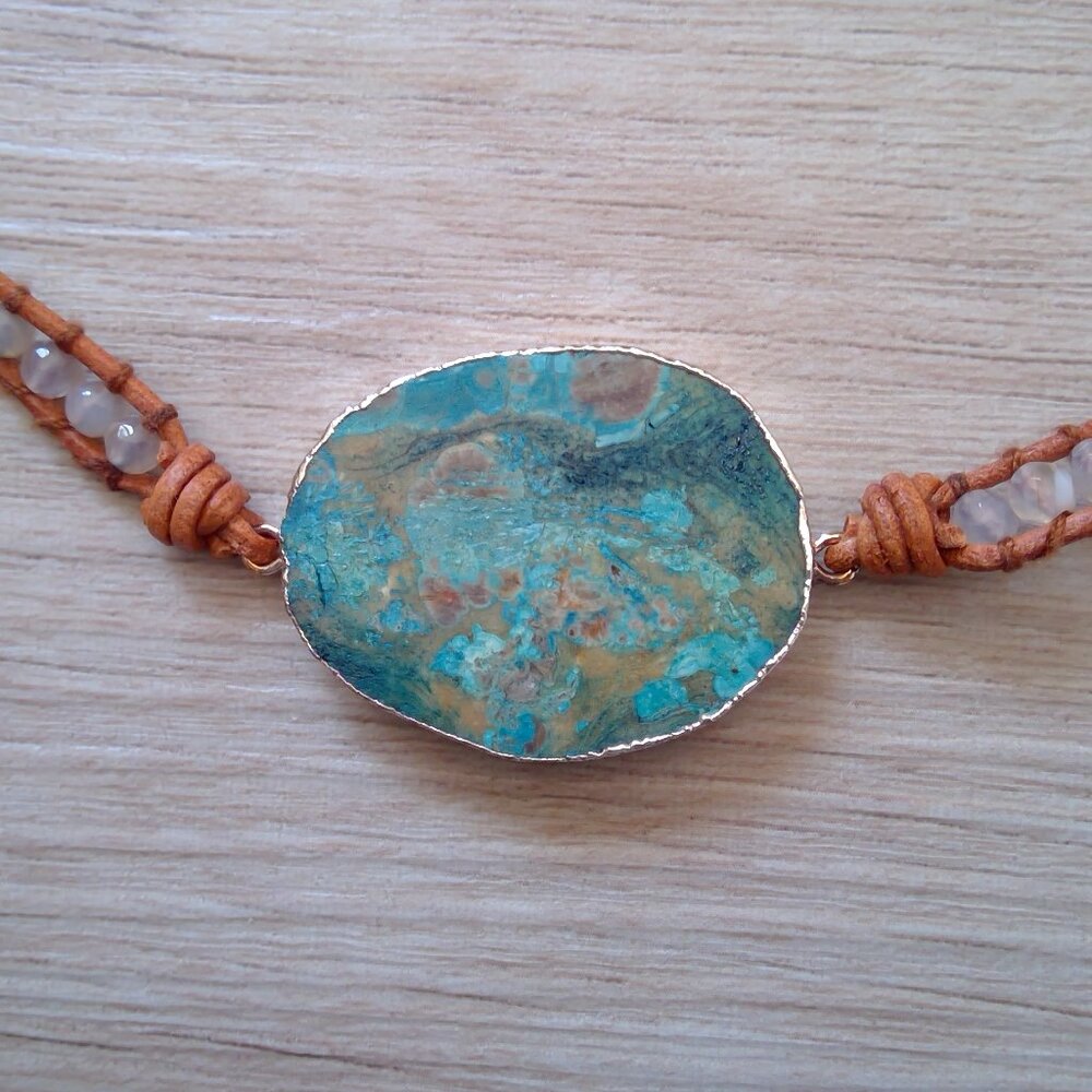 Gorgeous Turquoise Colour Stone and Leather Beaded Necklace - Picture 3 of 11